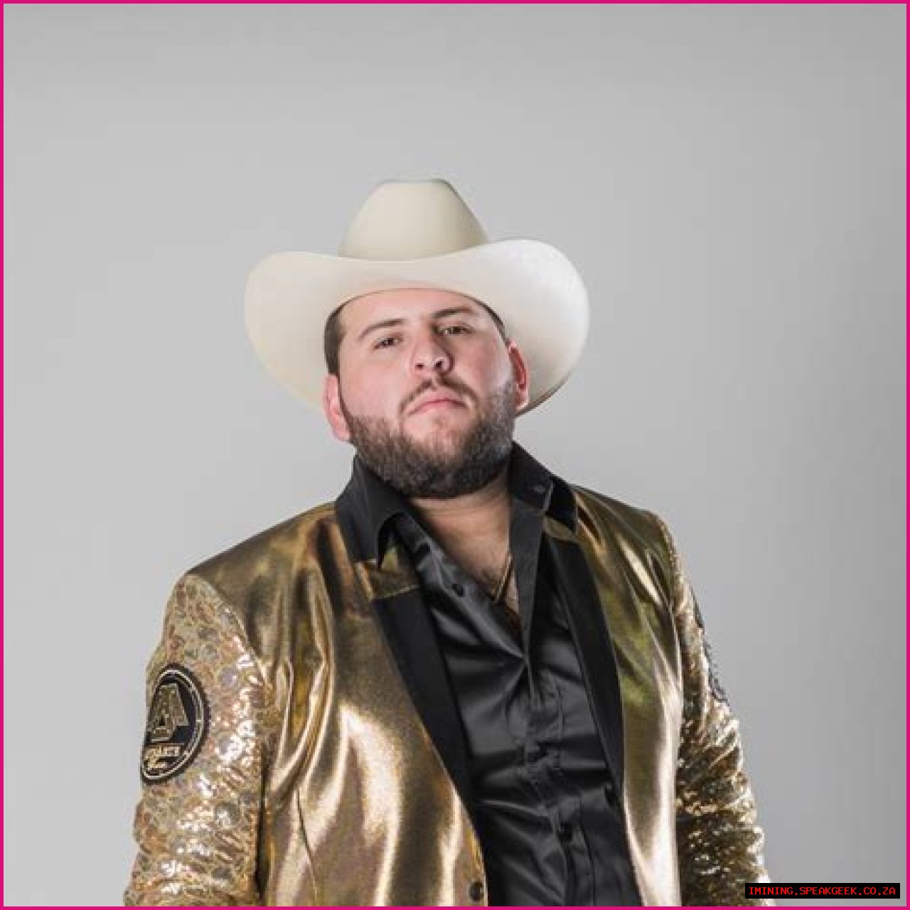 El Fantasma Net Worth, Age, Height, Bio, Birthday, Wiki!