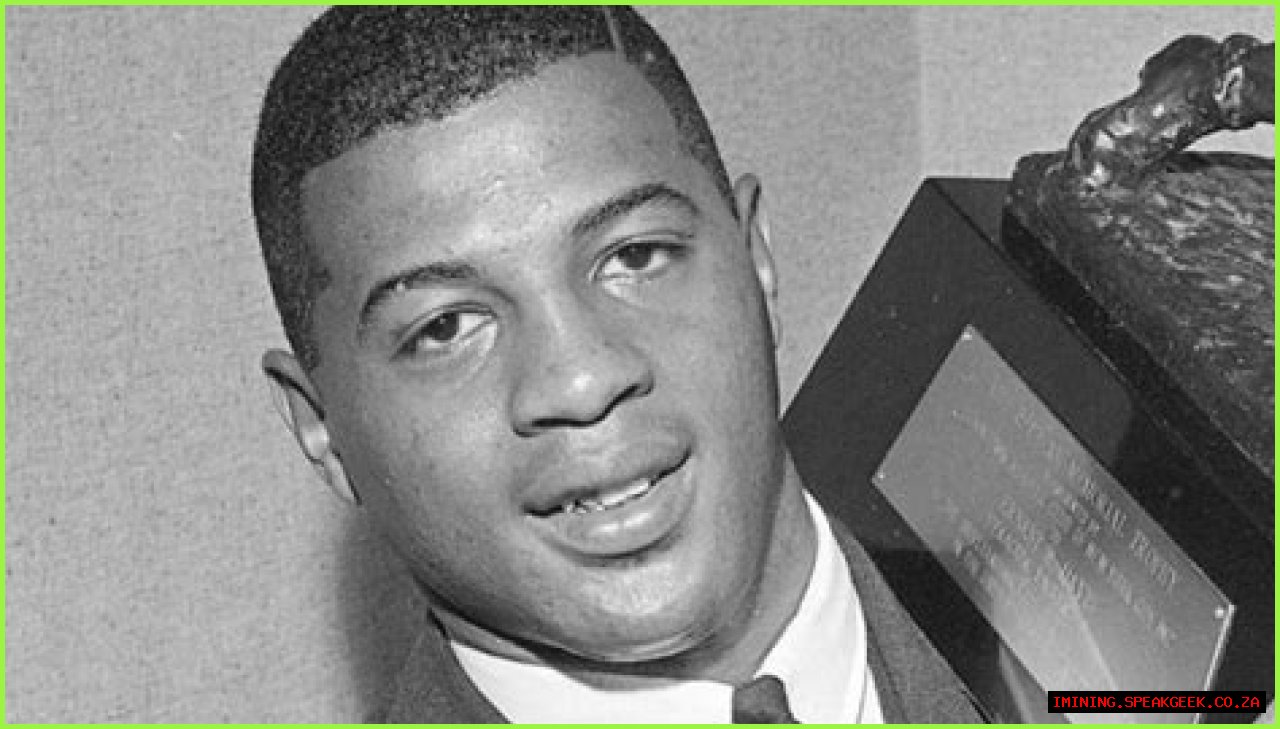Ernie Davis Net Worth, Age, Height, Bio, Birthday, Wiki!