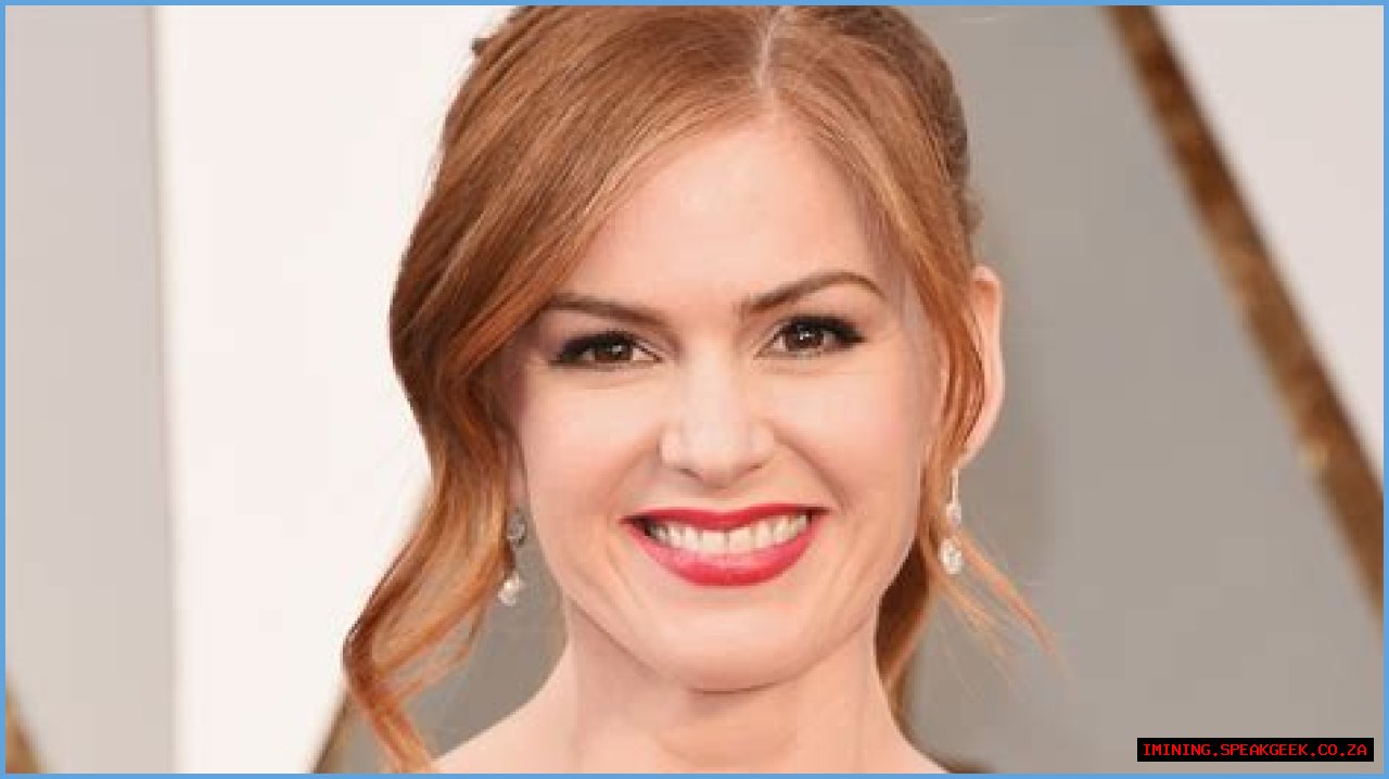 Isla Fisher Net Worth – How Much is Fisher Worth?